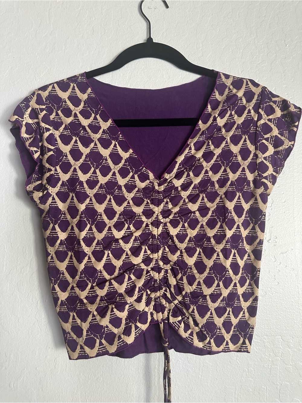 Purple Printed Ruched V‑Neck Women's Top